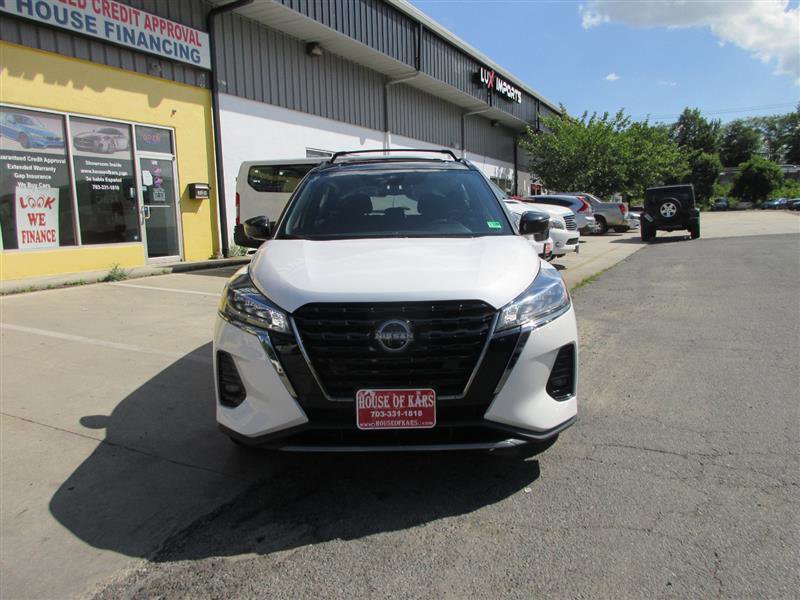Used 2023 Nissan Kicks SR w/ Interior Electronics Package image 32