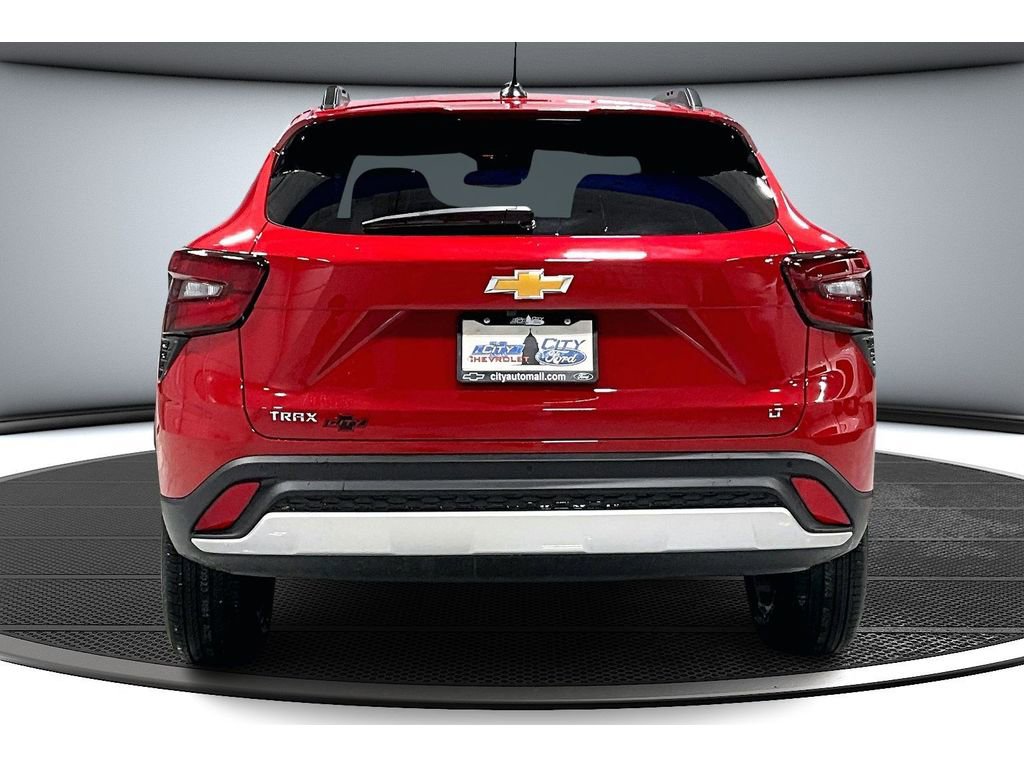 New 2026 Chevrolet Trax LT image 5