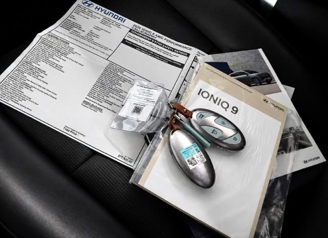 Used 2026 Hyundai Ioniq 9 Calligraphy AWD/4WD image 28