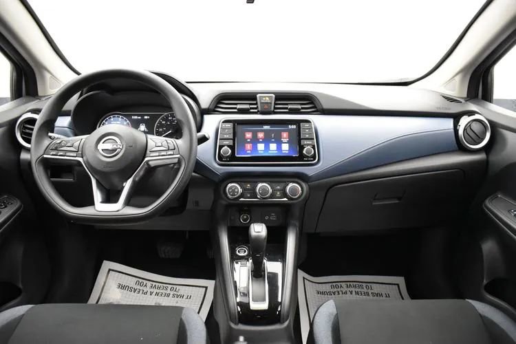 Used 2025 Nissan Versa SV FWD image 18