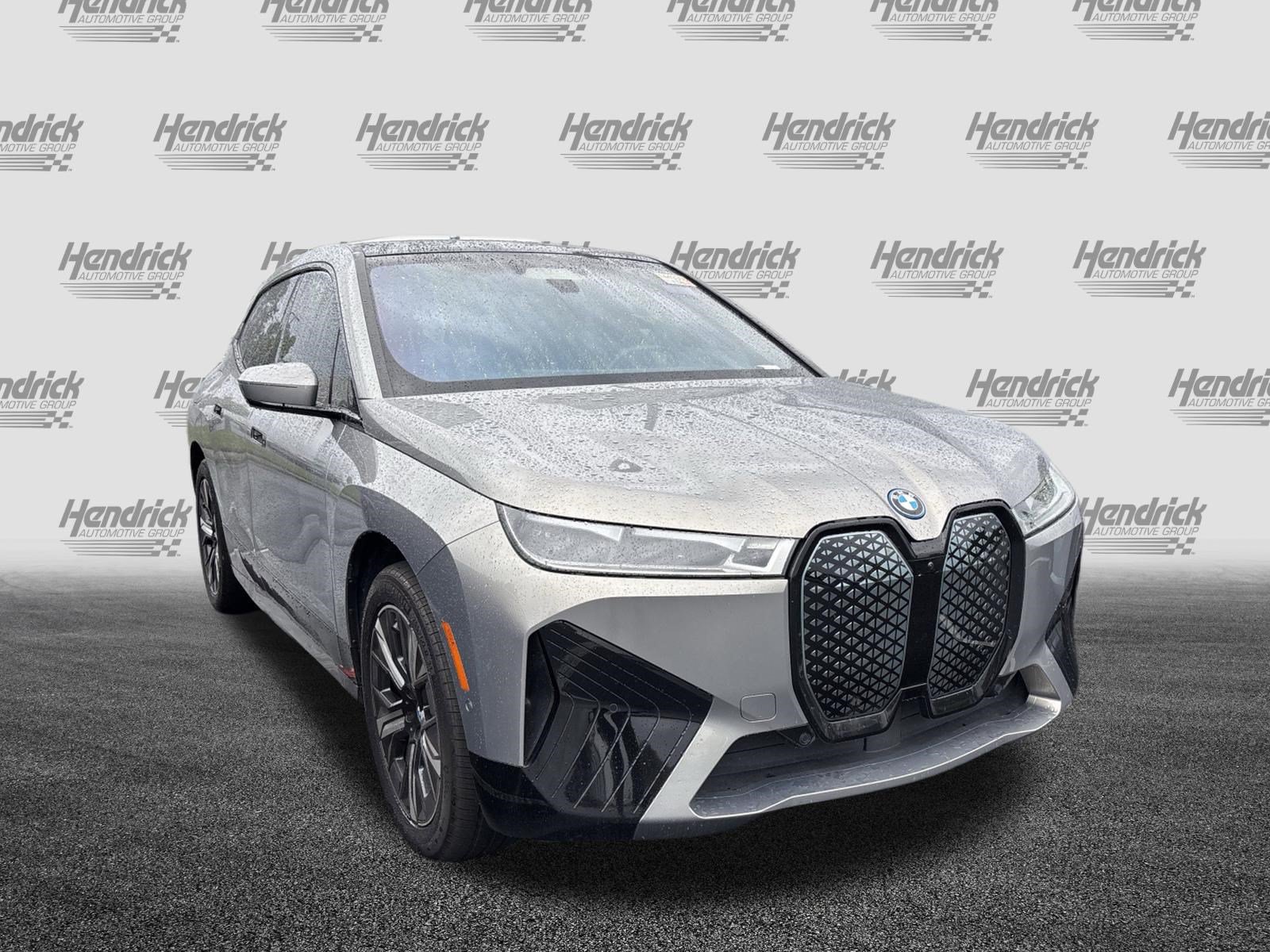 Certified 2024 BMW iX xDrive50 w/ Premium Package AWD/4WD image 7
