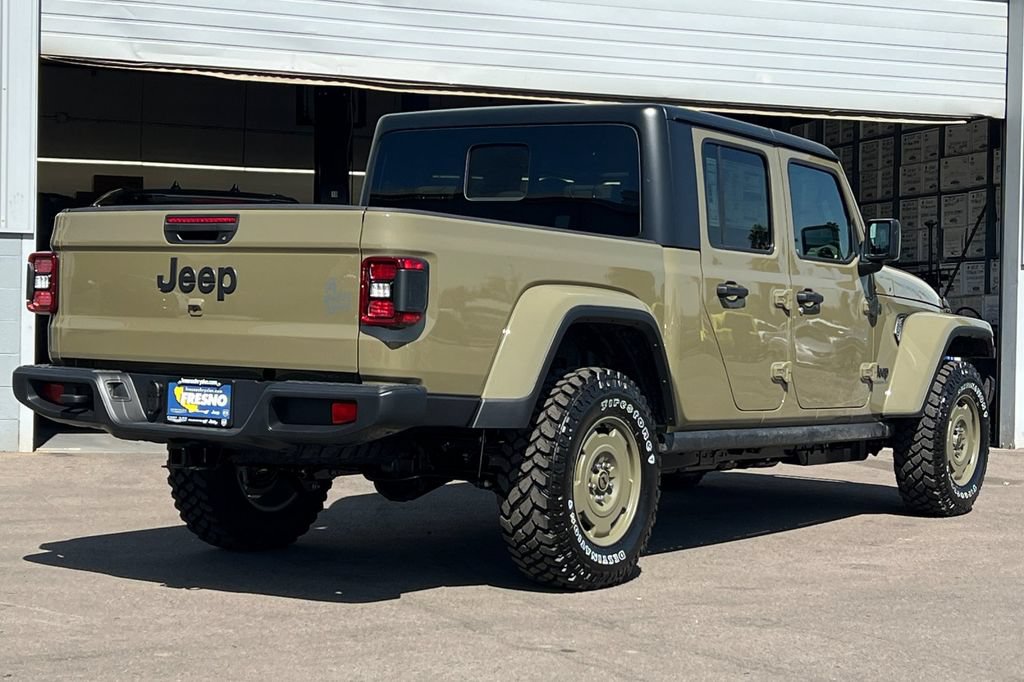 New 2026 Jeep Gladiator Willys AWD/4WD image 4