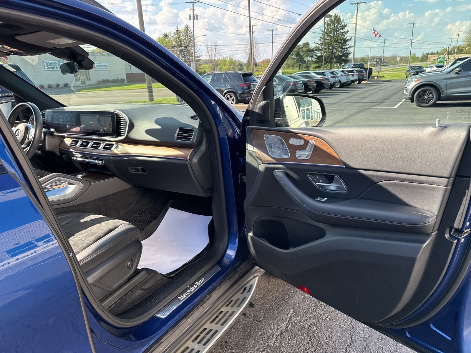 Used 2020 Mercedes-Benz GLE 350 4MATIC image 38