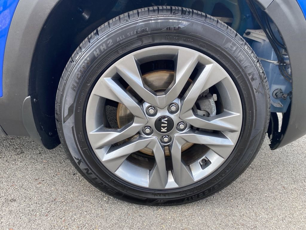 Used 2021 Kia Seltos S AWD/4WD image 9
