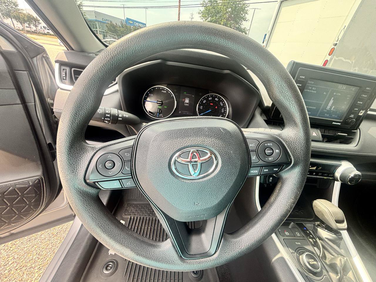 Used 2020 Toyota RAV4 XLE AWD/4WD image 40