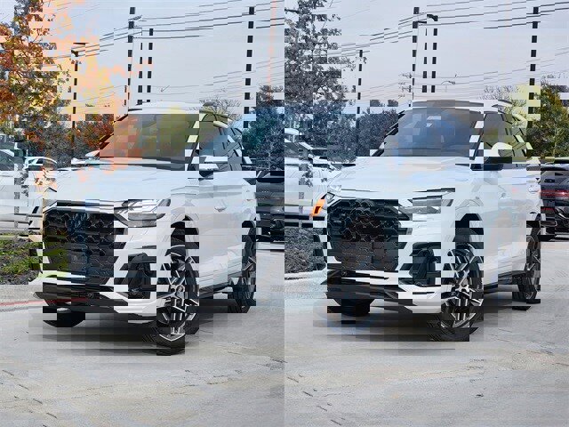 Used 2023 Audi Q5 e Prestige image 2