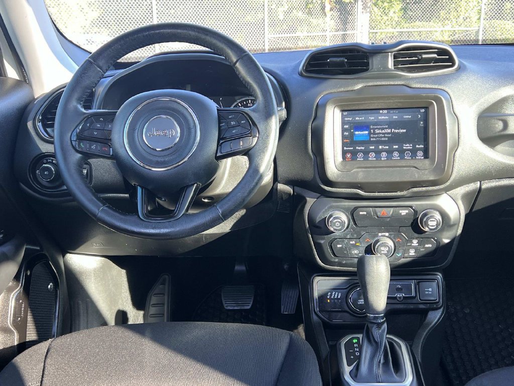 Used 2019 Jeep Renegade Altitude w/ Quick Order Package 2XM AWD/4WD image 16