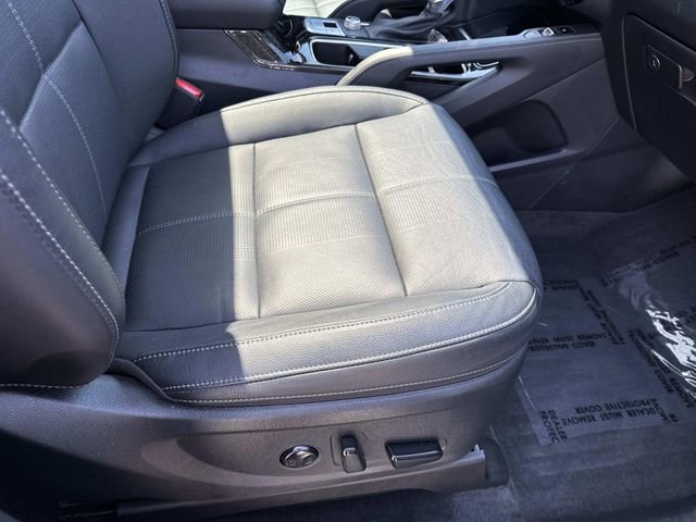 Used 2023 Kia Telluride EX w/ EX Captain's Chair Package FWD image 10