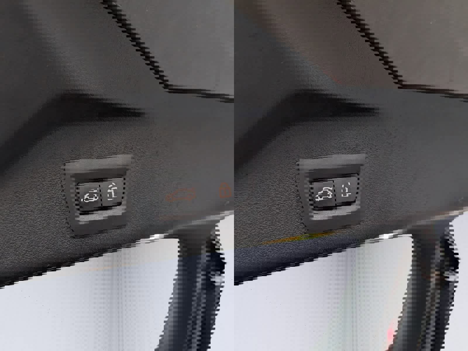 Used 2020 BMW X5 xDrive40i w/ Convenience Package image 12