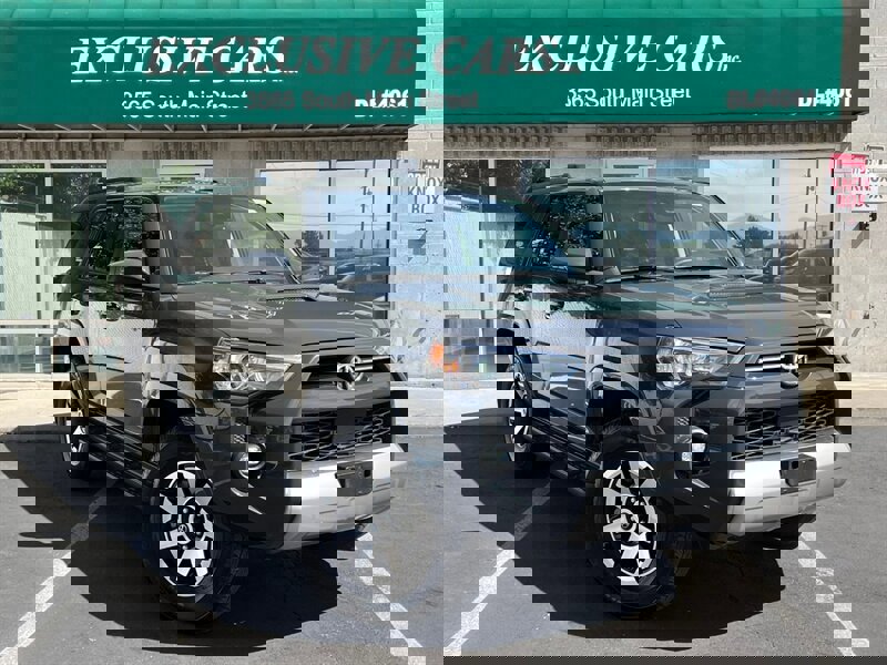 Used 2024 Toyota 4Runner TRD Off-Road image 1