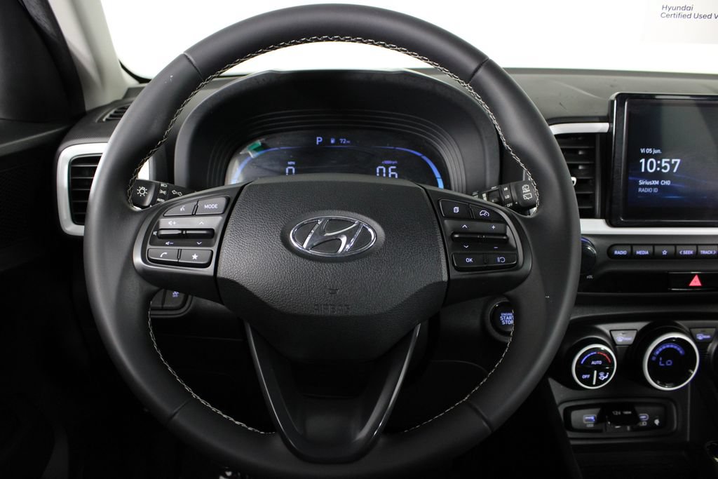 Certified 2024 Hyundai Venue Limited FWD image 10