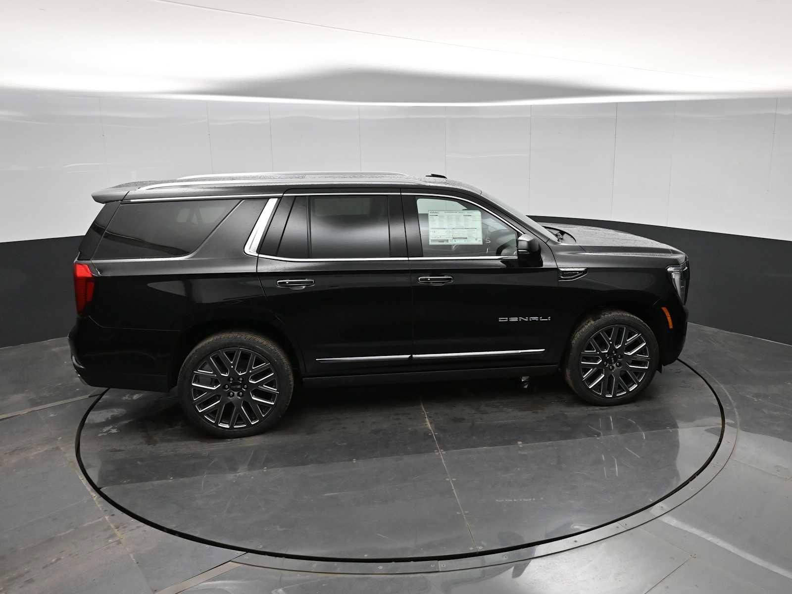 New 2026 GMC Yukon Denali Ultimate image 28