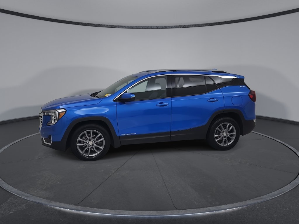 Used 2024 GMC Terrain SLT FWD image 8