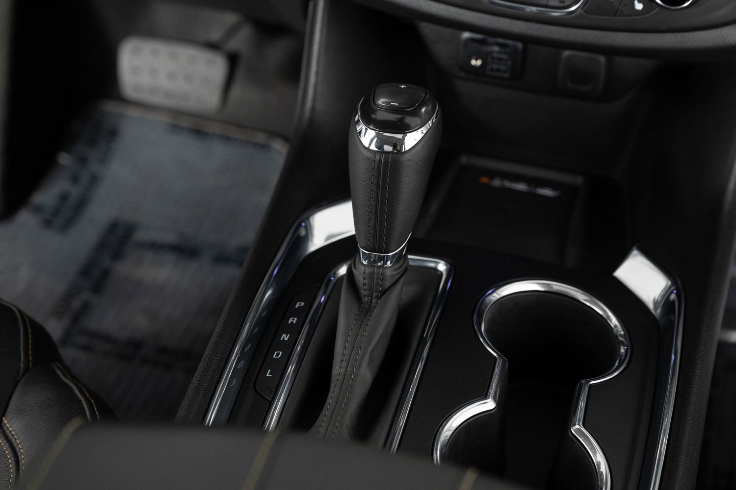 Used 2020 Chevrolet Traverse Premier w/ Redline Edition image 40