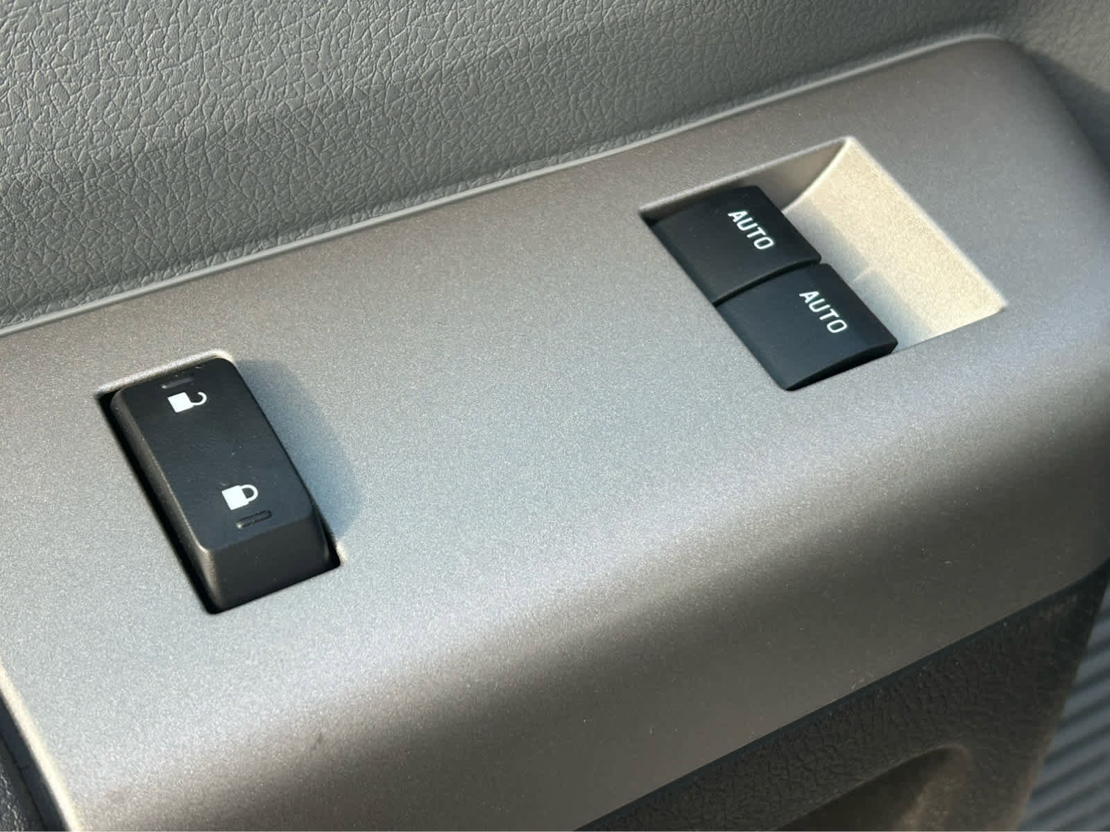 New 2027 Ford F650 2WD Regular Cab Super Duty image 7