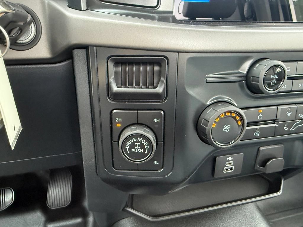 New 2026 Ford F150 XL AWD/4WD image 24