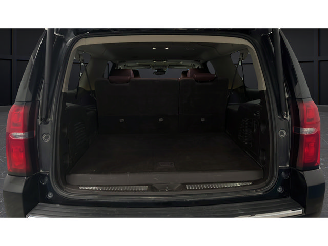 Used 2019 Chevrolet Suburban Premier AWD/4WD image 27