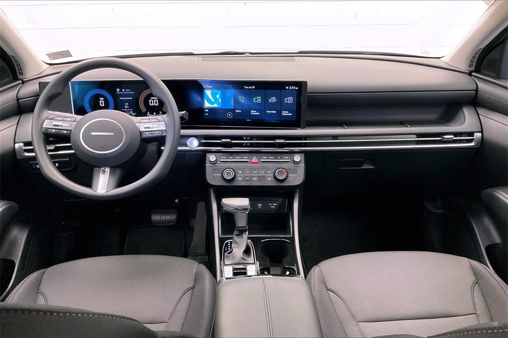 New 2025 Hyundai Tucson SE image 5