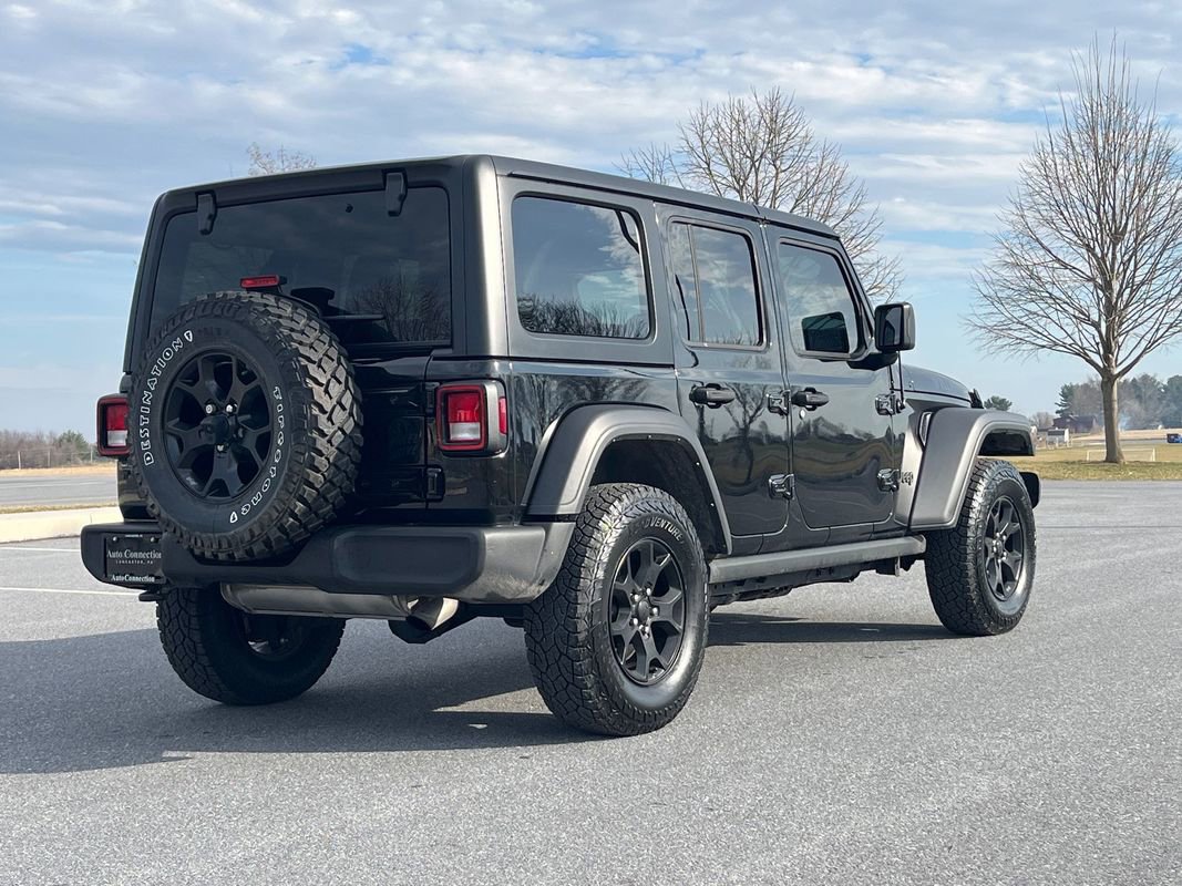 Used 2022 Jeep Wrangler Unlimited Willys image 8