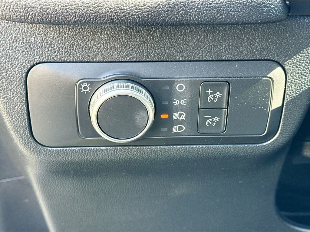 Used 2022 Ford Escape S AWD/4WD image 11