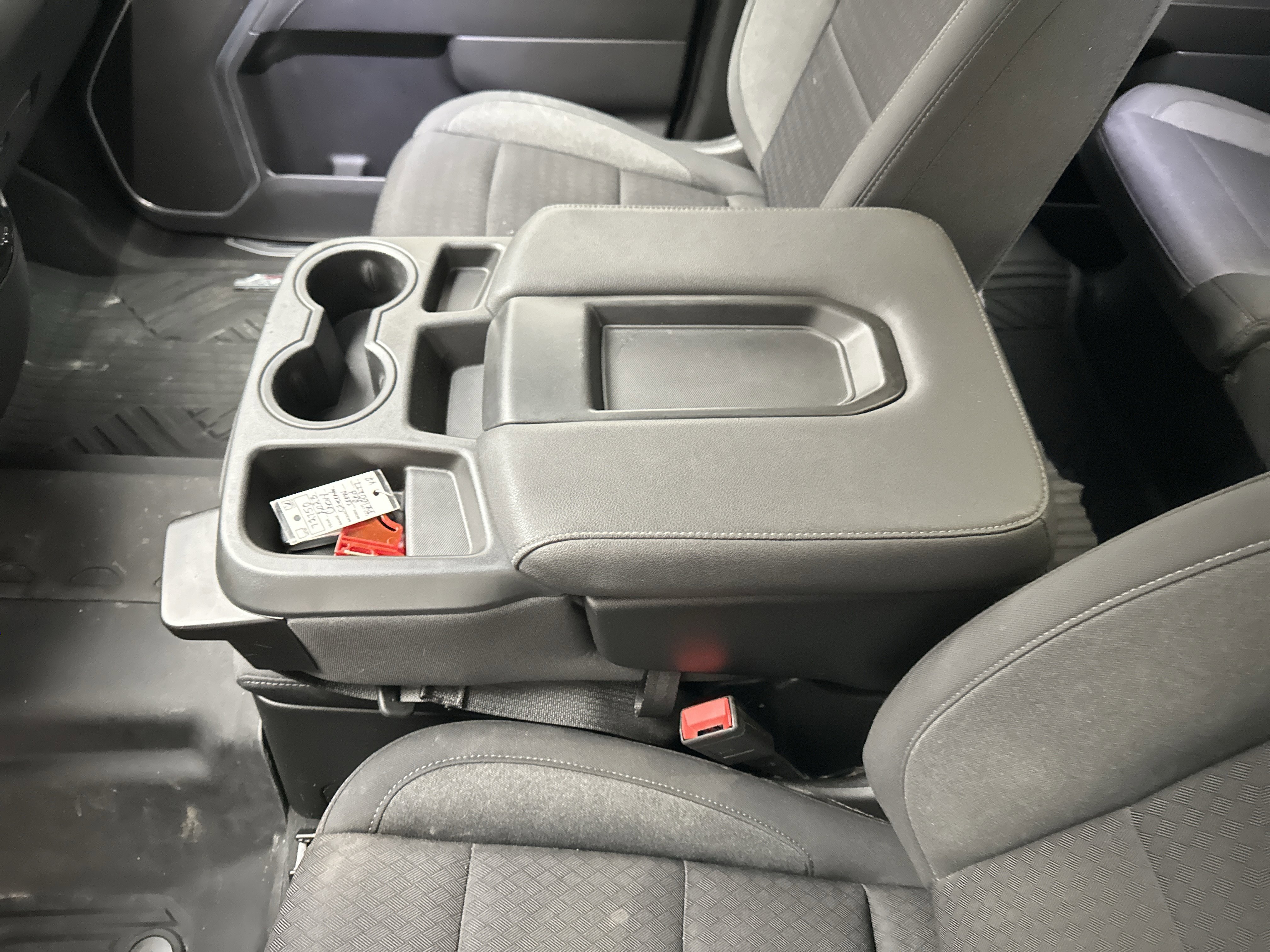 Used 2023 Chevrolet Silverado 1500 LT image 32