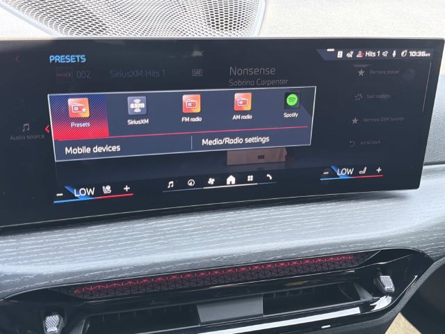Used 2025 BMW M440i RWD image 36