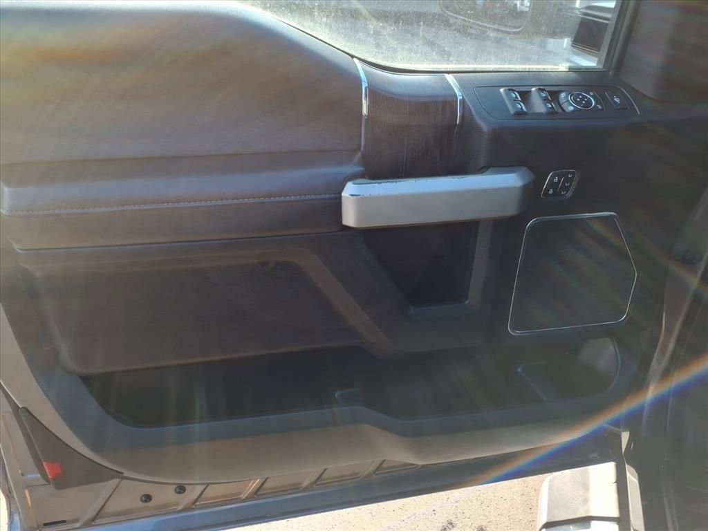 Used 2021 Ford F350 Lariat w/ Lariat Value Package image 13