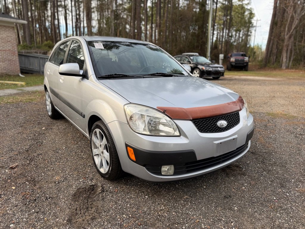 Used 2008 Kia Rio5 LX FWD image 2