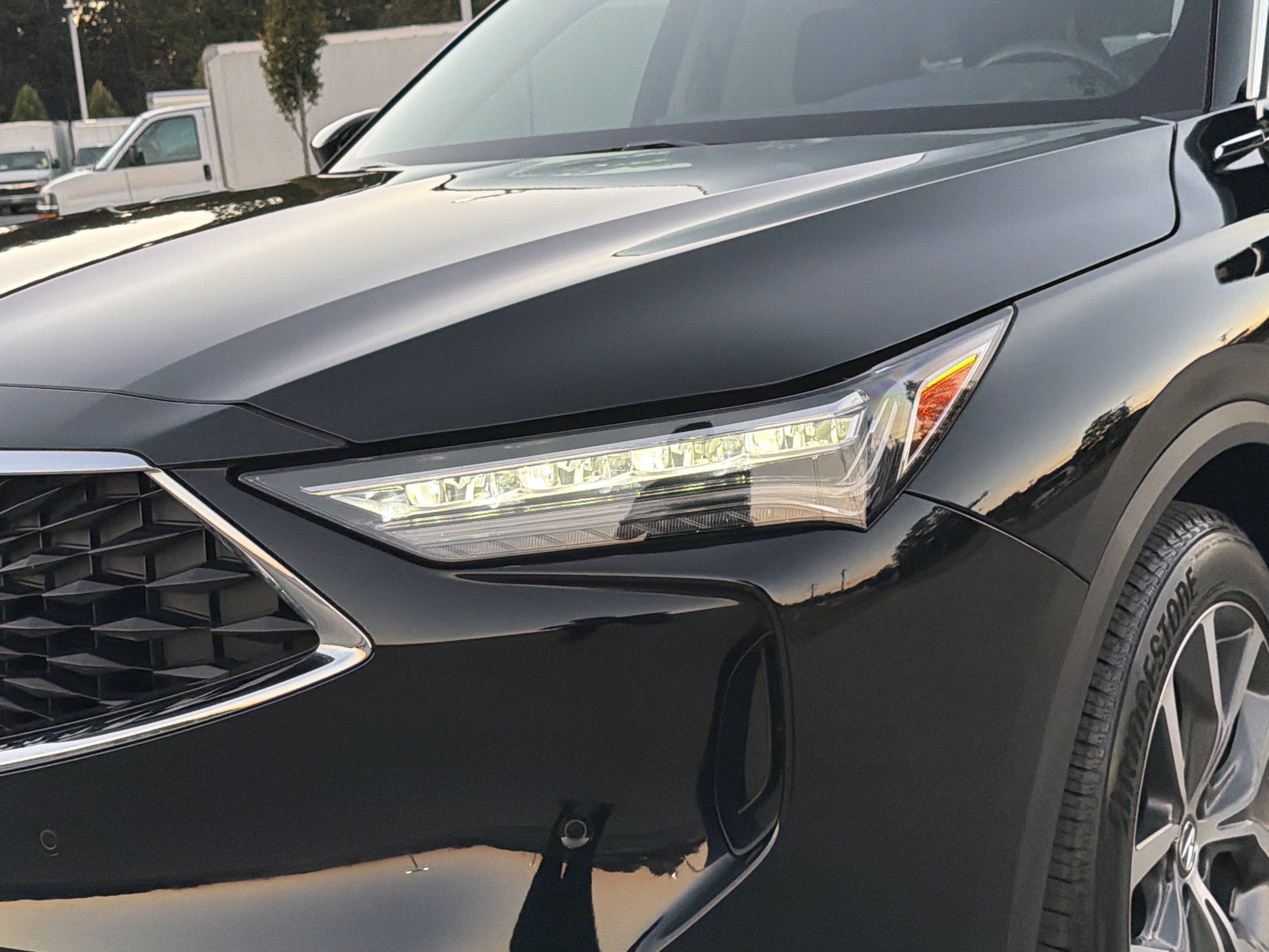 Certified 2024 Acura MDX w/ Technology Package AWD/4WD image 6