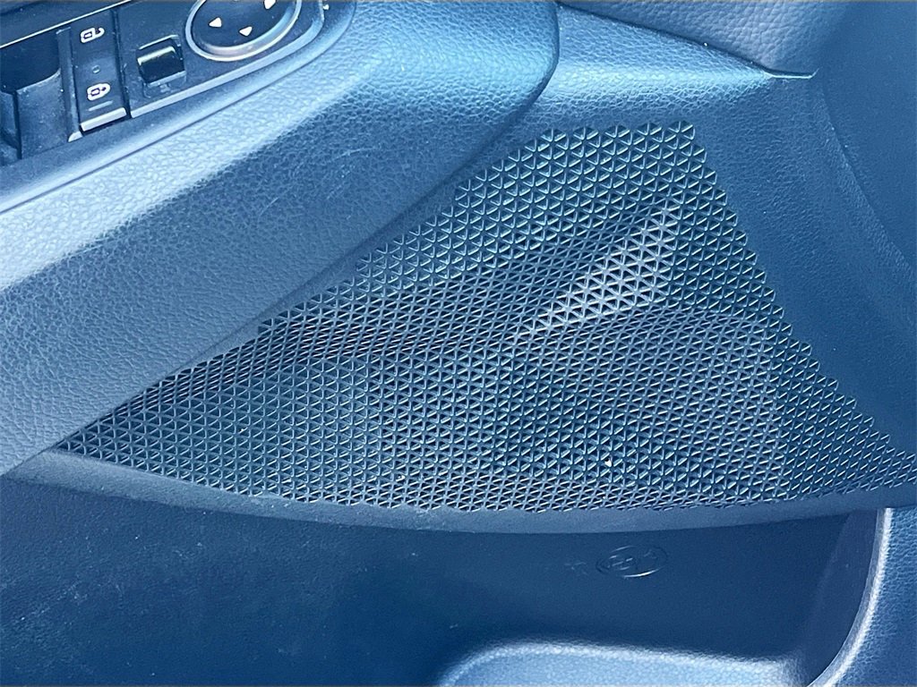 Used 2021 Kia Seltos EX image 18