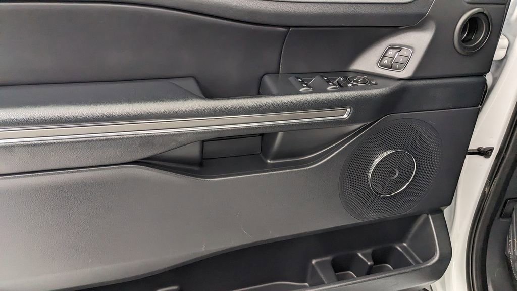 Certified 2024 Ford Expedition XLT AWD/4WD image 27