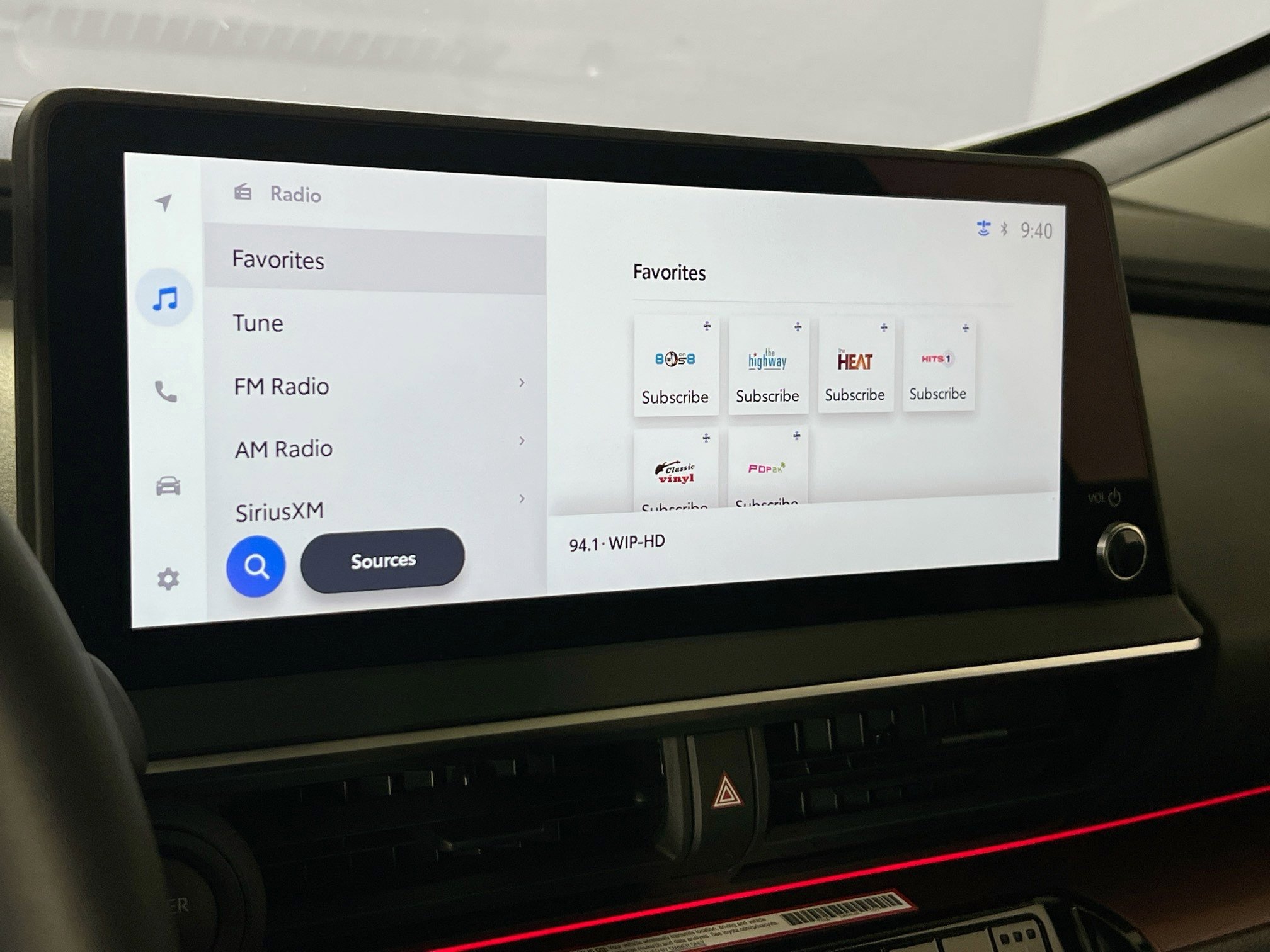 Used 2025 Toyota Prius Plug-In Hybrid image 15