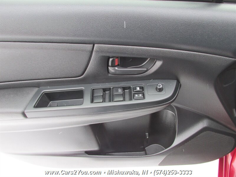 Used 2013 Subaru Impreza 2.0i AWD/4WD image 8