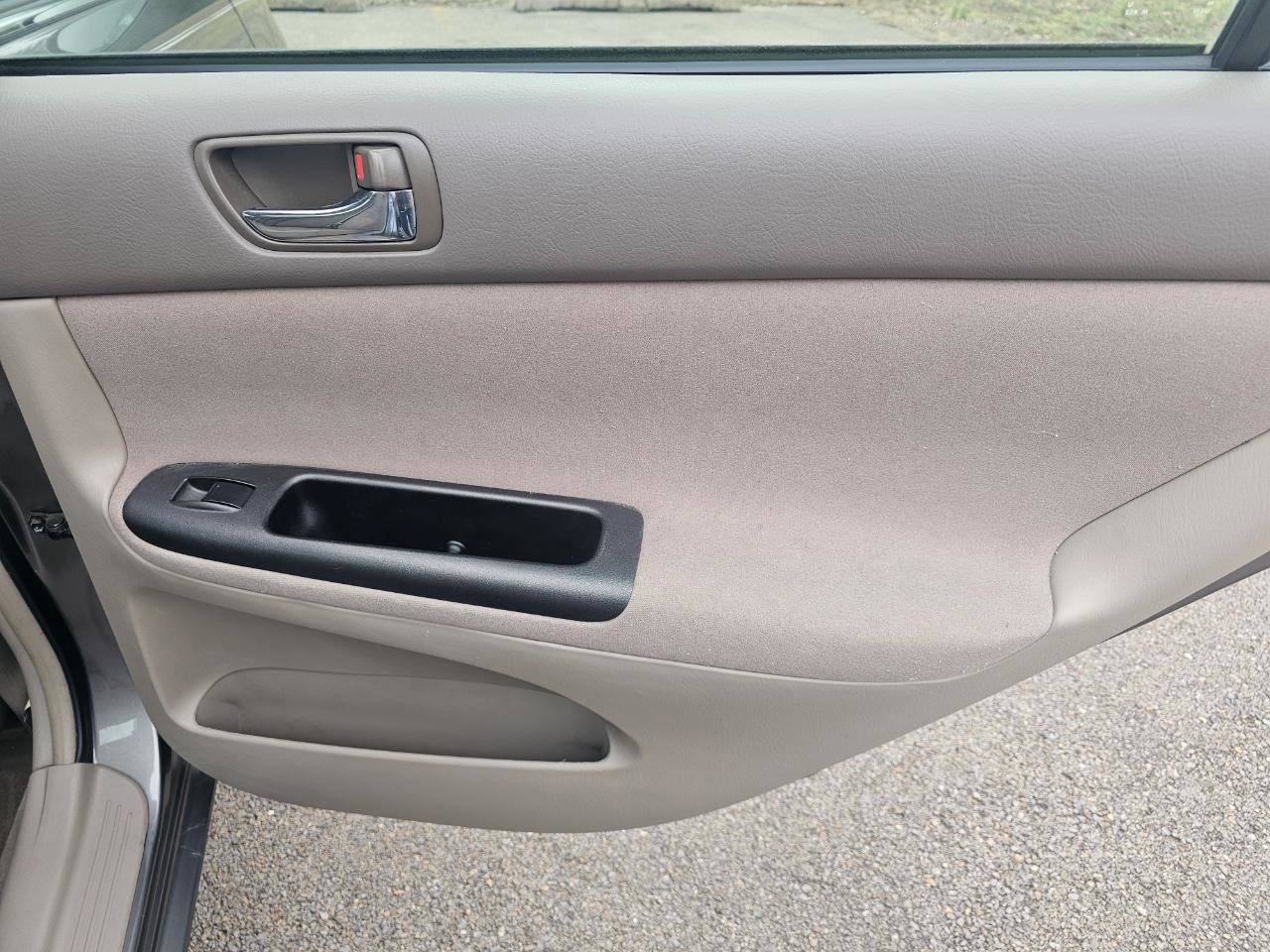 Used 2006 Toyota Camry XLE image 19