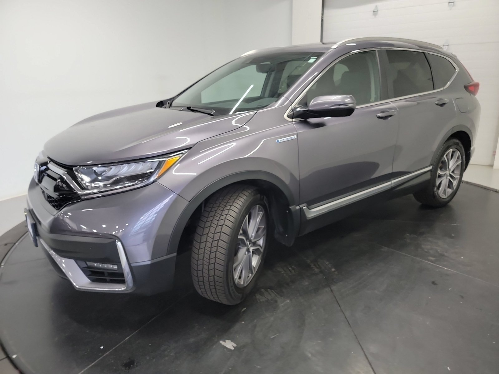 Used 2020 Honda CR-V Touring image 3