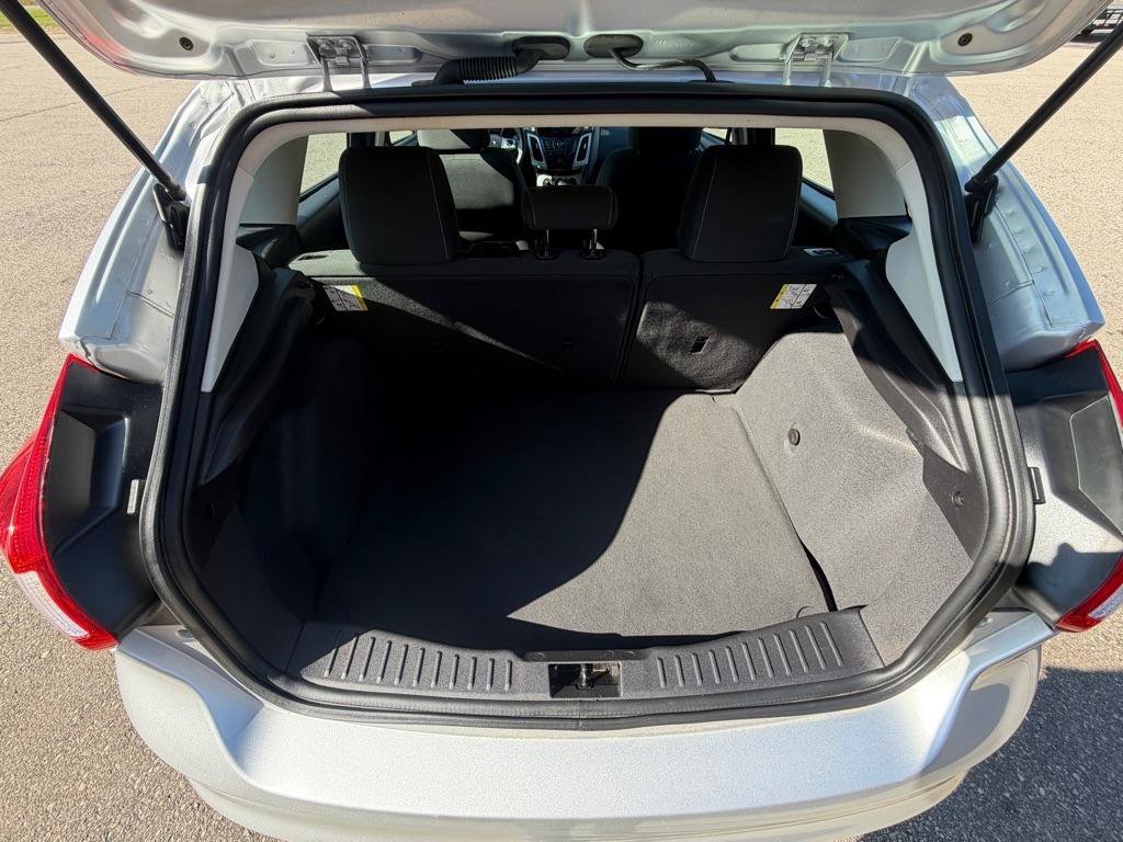 Used 2014 Ford Focus SE FWD image 16