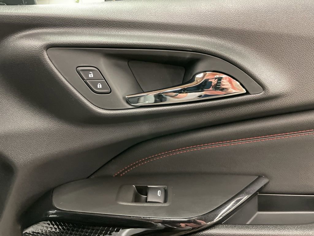 New 2026 Chevrolet Trax RS w/ Driver Confidence Package FWD image 33