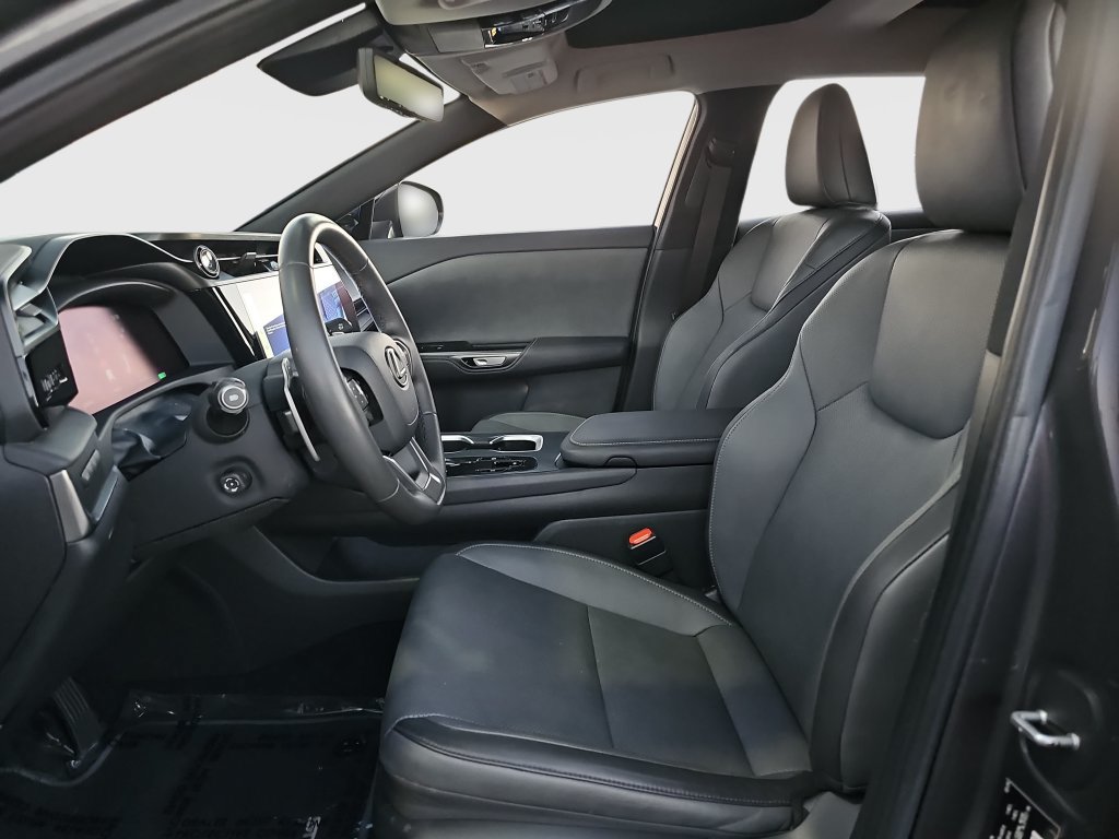 Used 2024 Lexus RZ 300e Premium w/ Technology Package FWD image 16