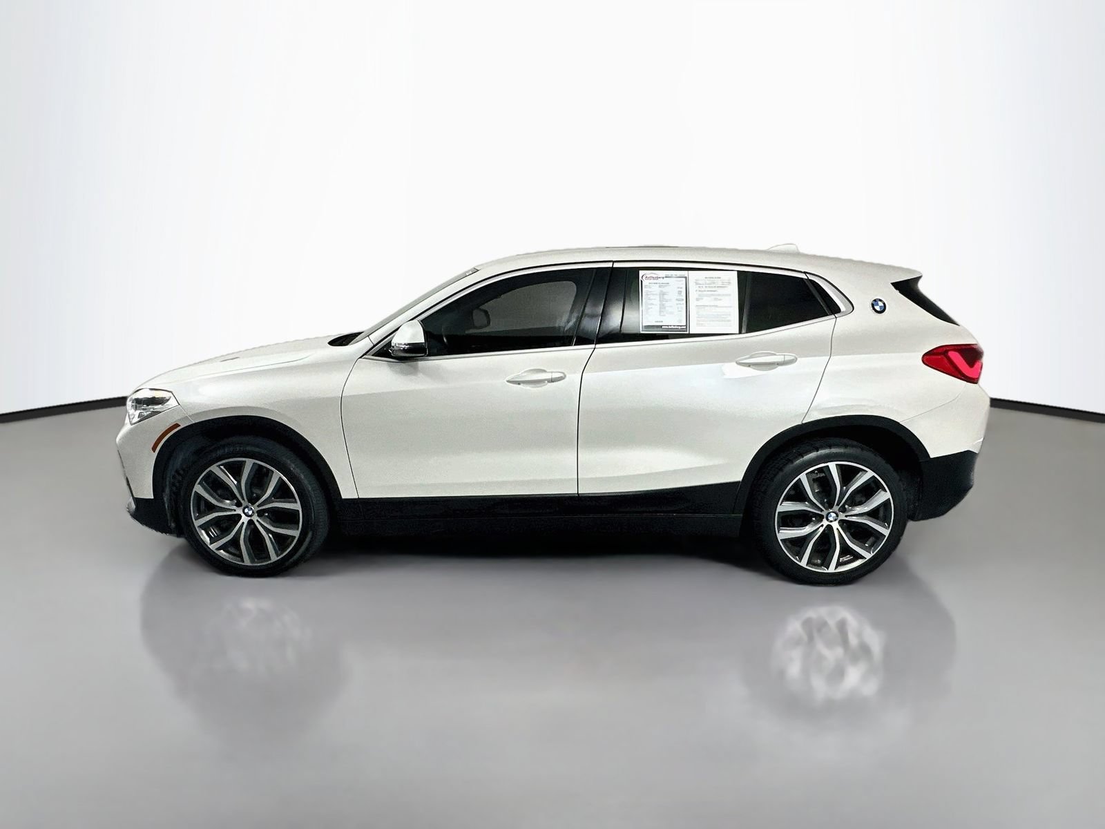 Used 2018 BMW X2 sDrive28i w/ Convenience Package FWD image 4