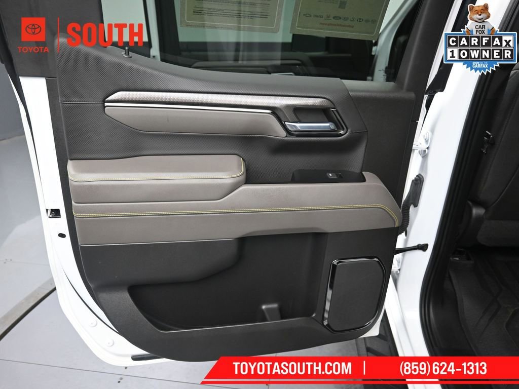 Used 2022 Chevrolet Silverado 1500 ZR2 w/ Technology Package image 30