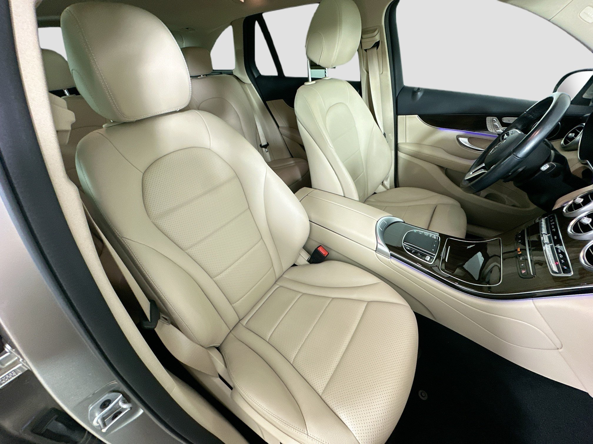 Certified 2022 Mercedes-Benz GLC 300 4MATIC w/ Premium Package Lite image 33
