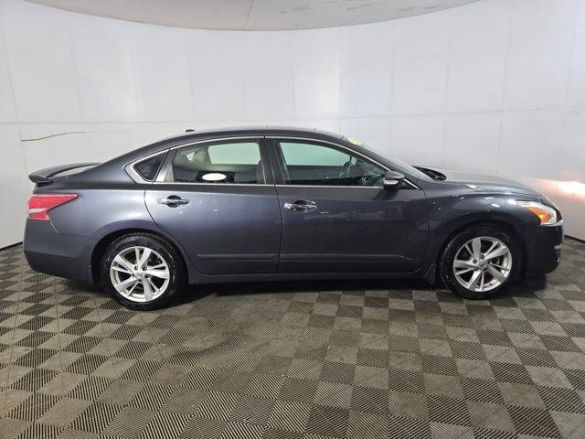 Used 2013 Nissan Altima 2.5 SV w/ 2.5SV Convenience Pkg image 4
