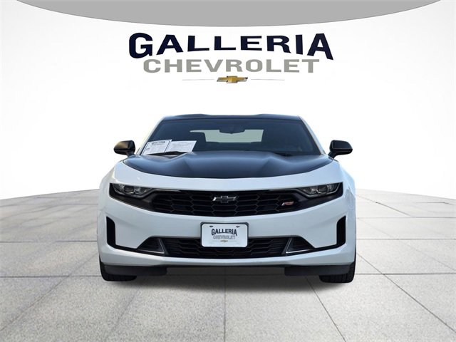 Used 2019 Chevrolet Camaro LT w/ RS Package image 3