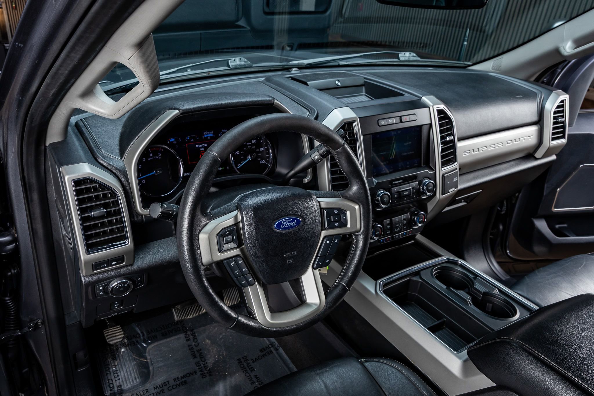 Used 2021 Ford F250 Lariat w/ Lariat Value Package AWD/4WD image 17