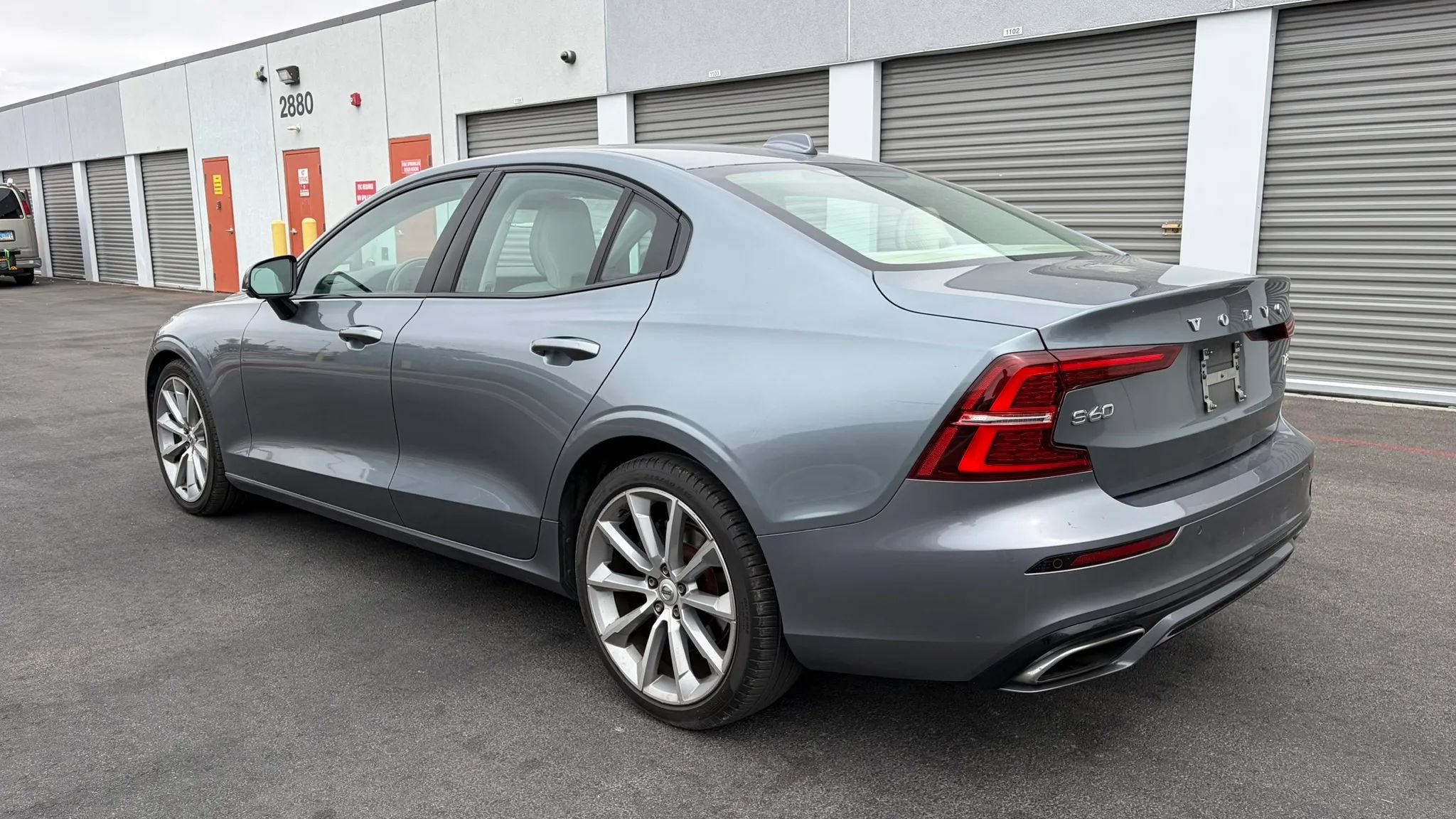 Used 2021 Volvo S60 T5 Momentum AWD/4WD image 3
