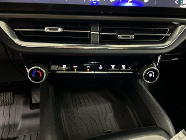 Certified 2026 Chevrolet Equinox EV LT FWD image 17
