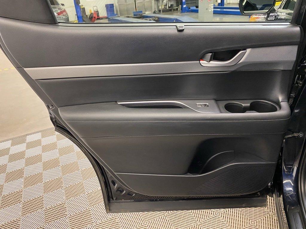 Used 2022 Hyundai Palisade SEL w/ 8P Bench Seat Package image 20