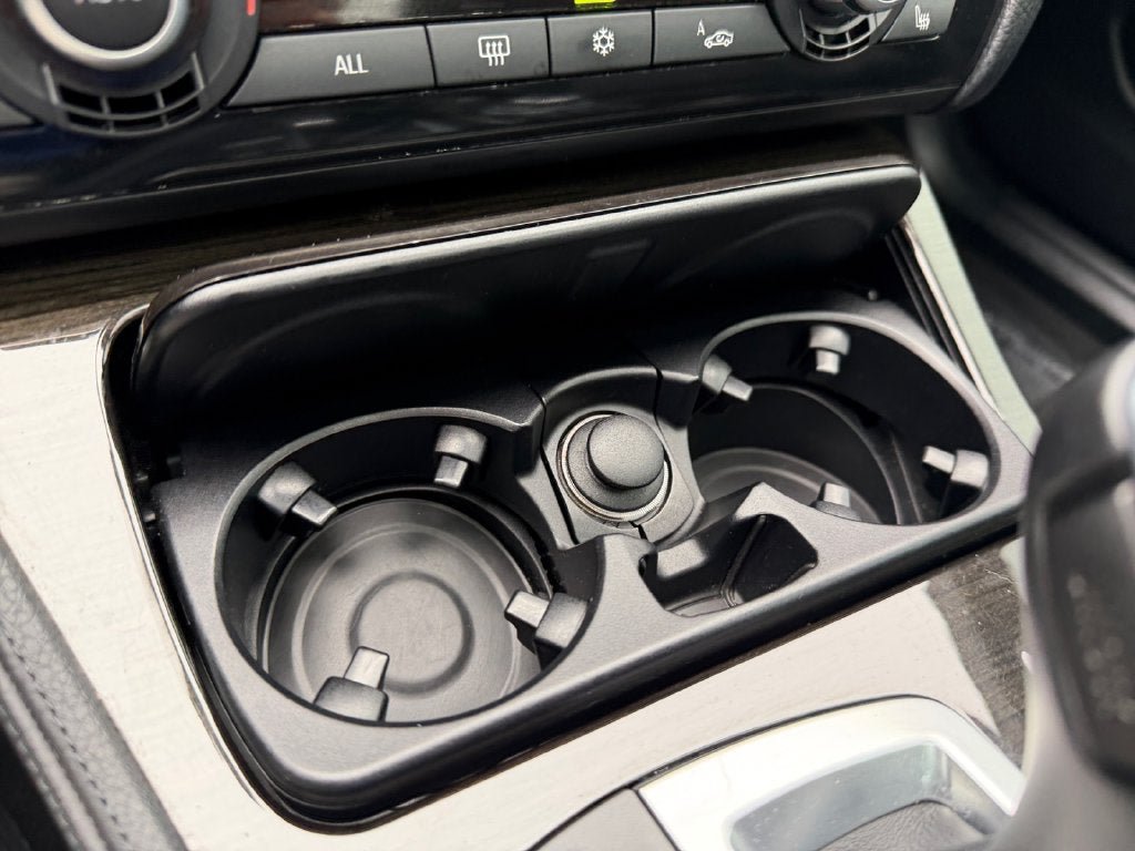 Used 2012 BMW 550i Sedan RWD image 31