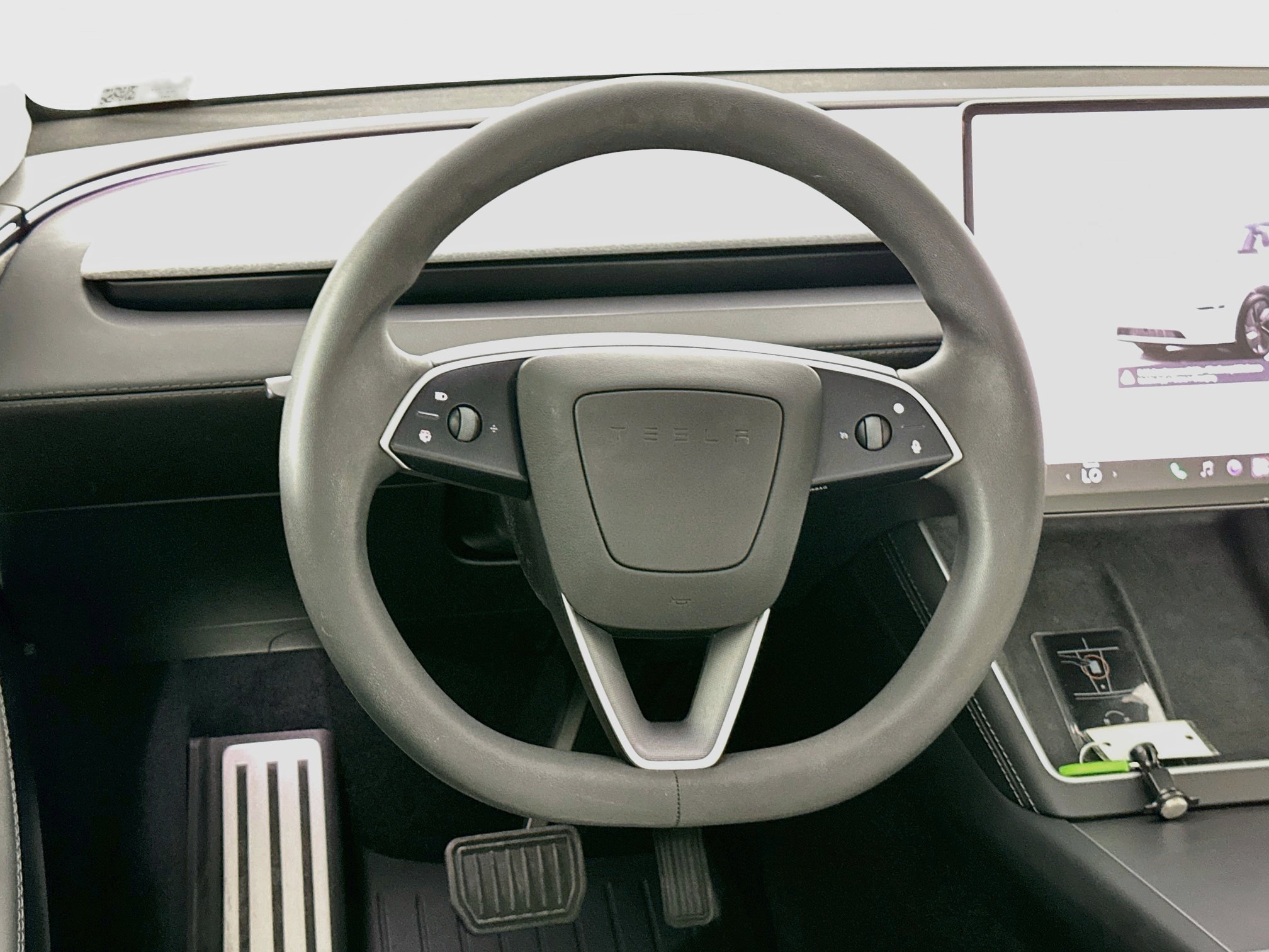 Used 2026 Tesla Model Y Long Range AWD/4WD image 17