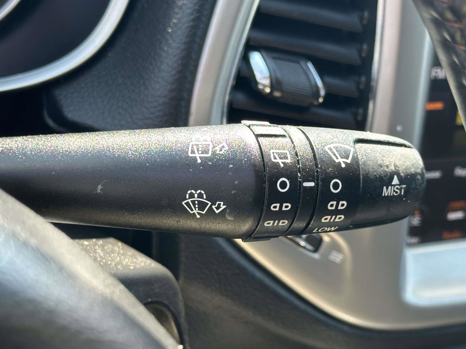 Used 2018 Jeep Compass Latitude w/ Popular Equipment Group image 25